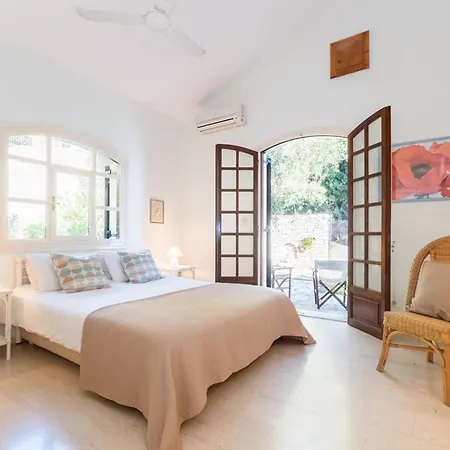 Villa Bay House *